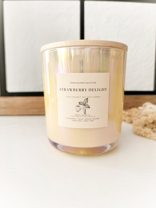 Luxury Coconut Soy Candle - Strawberry Delight